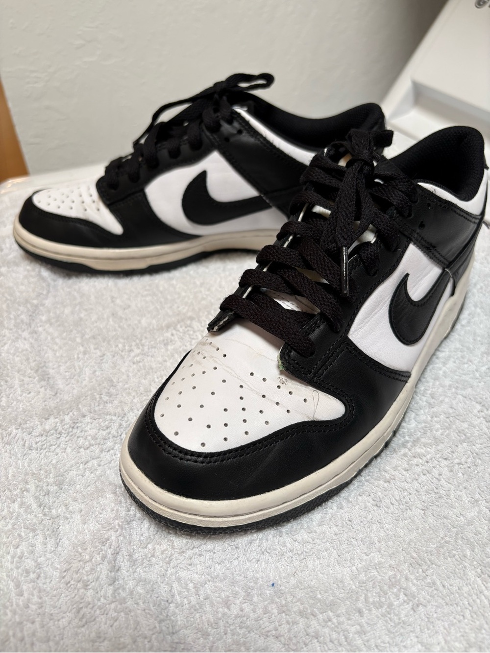 Nike Dunk Low Panda Black White Sneakers Women’s 8.5 / Youth 7